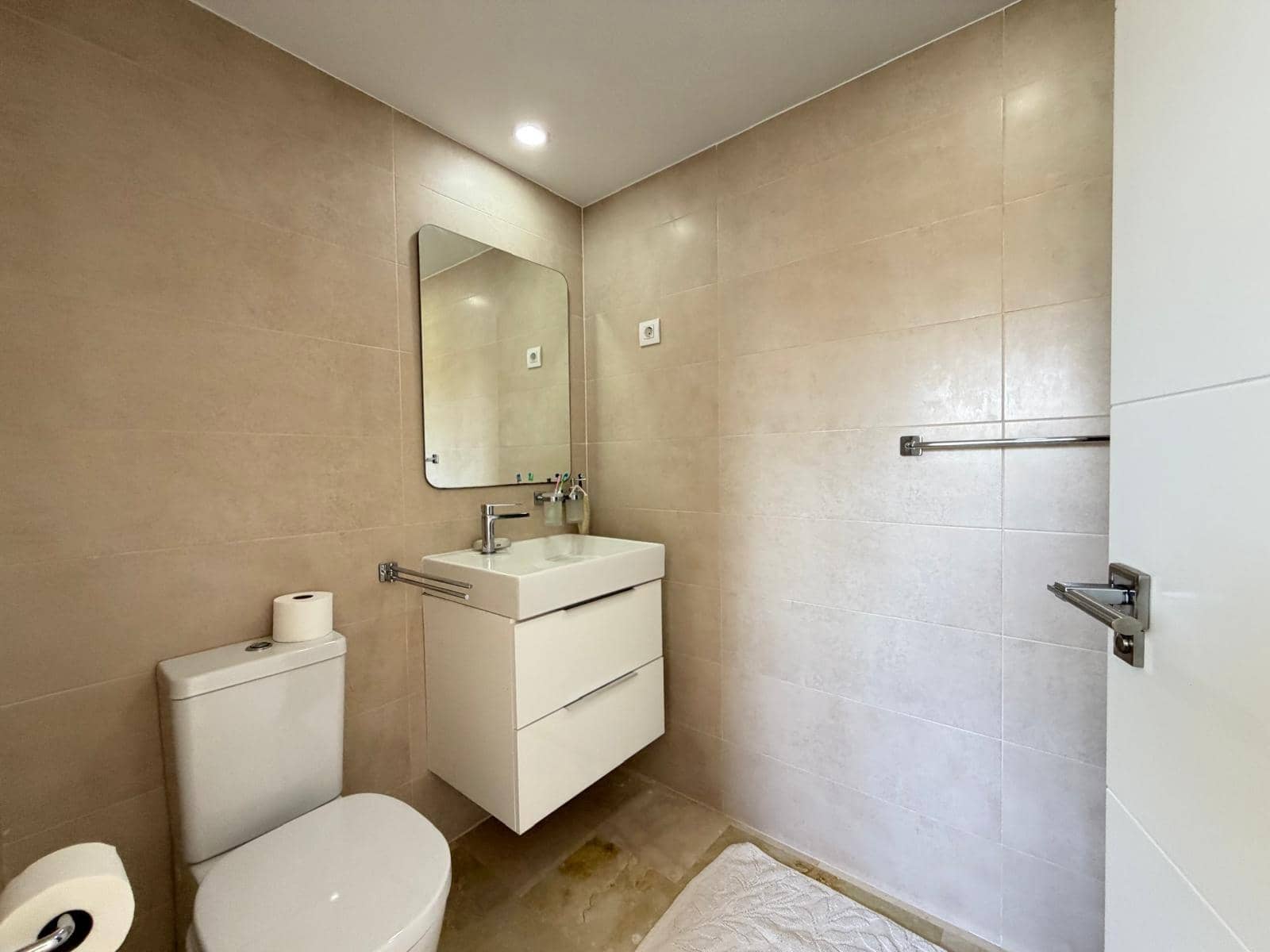 2 chambre Penthouse à vendre à Punta Prima avec piscine - 339 900 € (Ref: 9782987)