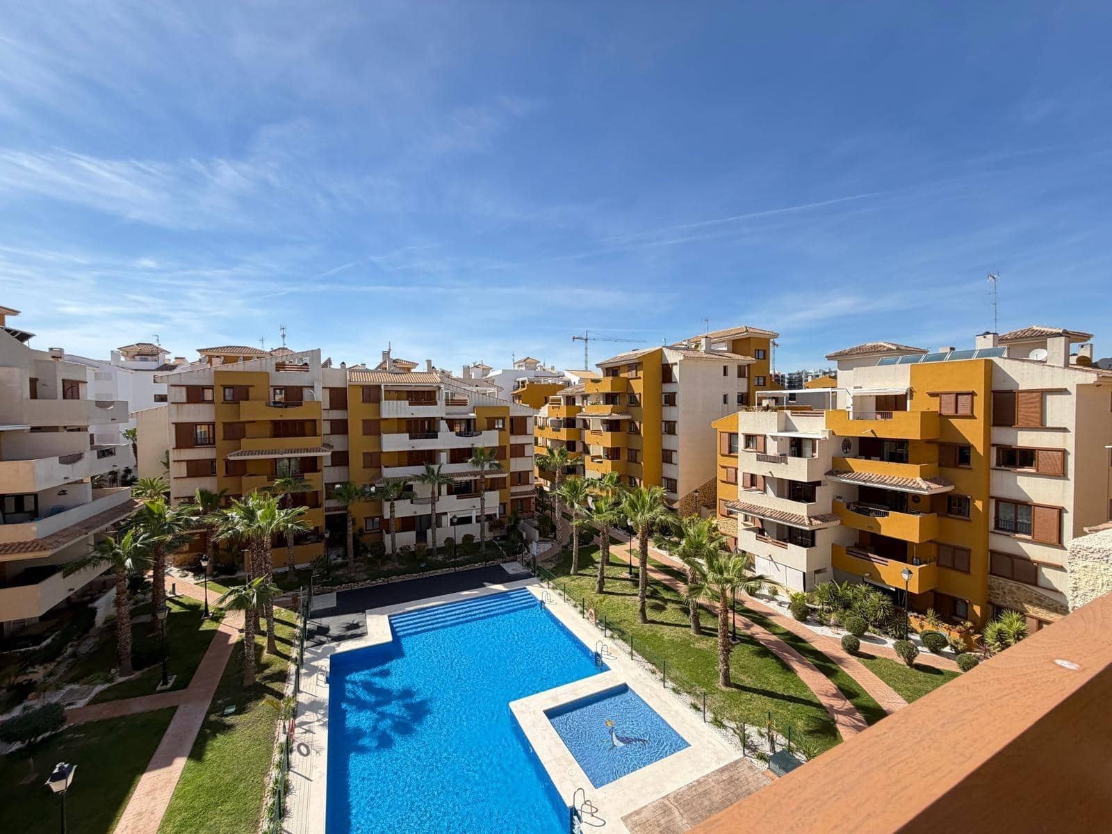 2 chambre Penthouse à vendre à Punta Prima avec piscine - 339 900 € (Ref: 9782987)