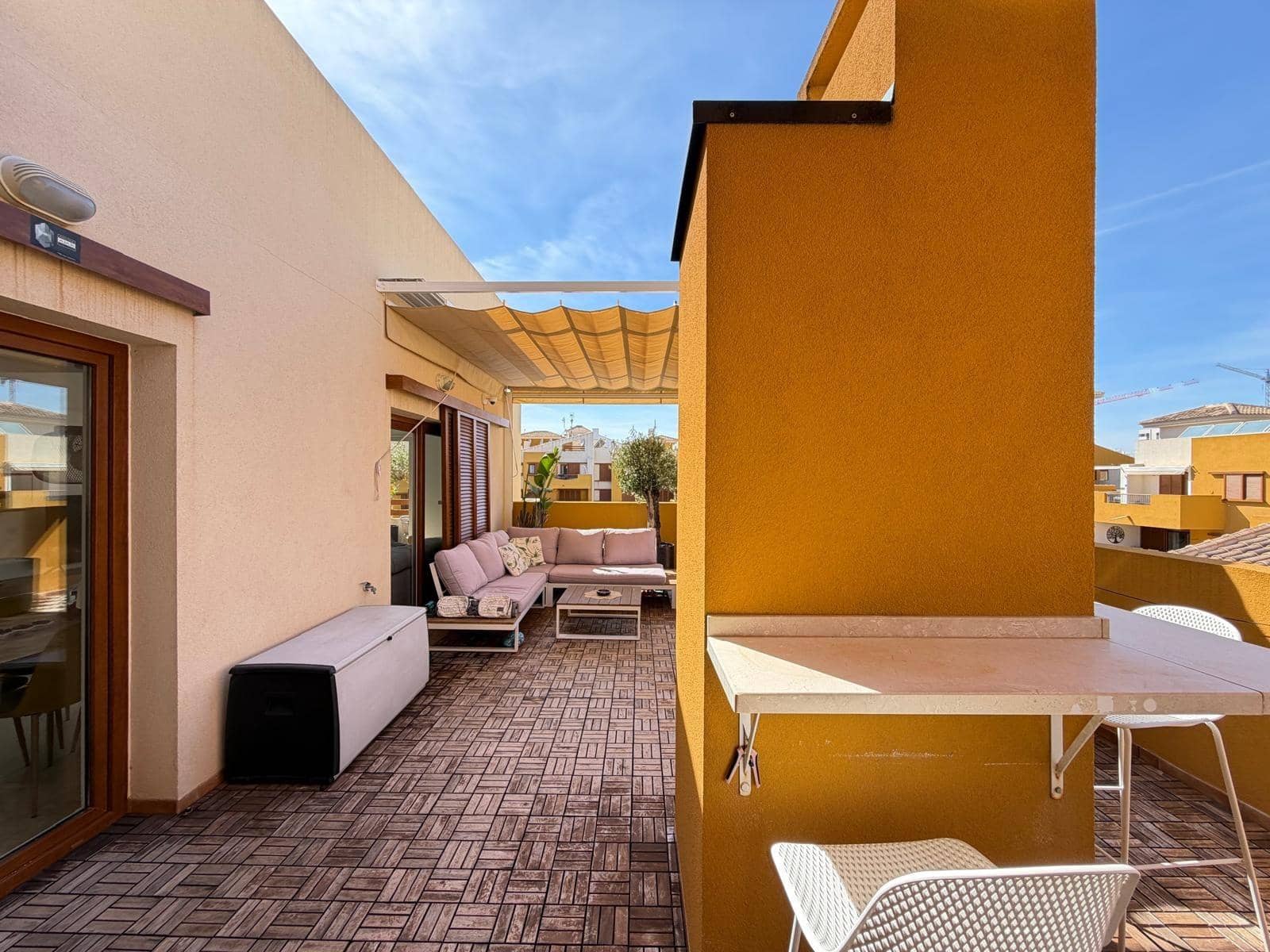 2 chambre Penthouse à vendre à Punta Prima avec piscine - 339 900 € (Ref: 9782987)