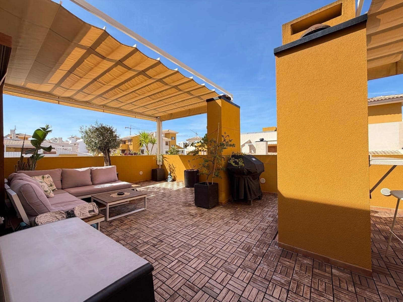 2 chambre Penthouse à vendre à Punta Prima avec piscine - 339 900 € (Ref: 9782987)