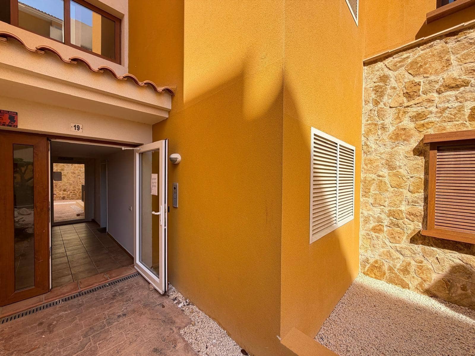 2 chambre Penthouse à vendre à Punta Prima avec piscine - 339 900 € (Ref: 9782987)