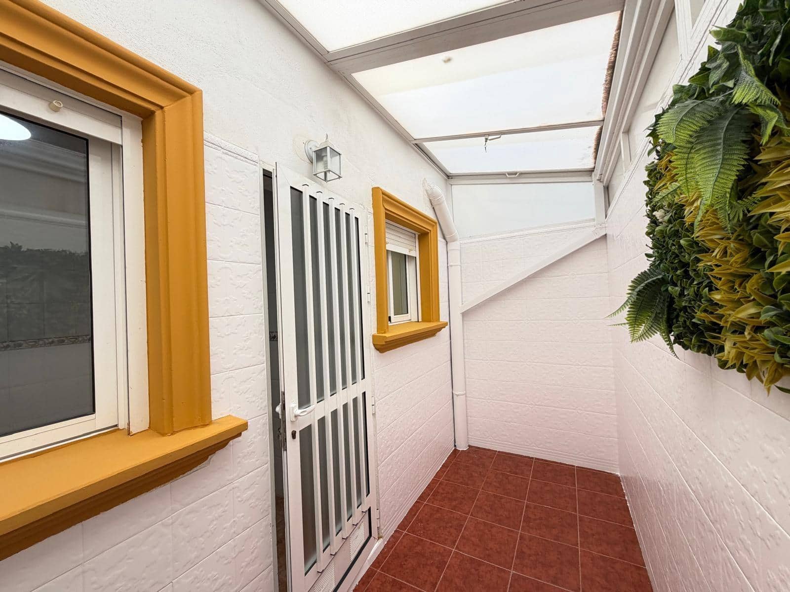 3 soveværelse Rækkehus til salg i Orihuela Costa med swimmingpool - € 259.900 (Ref: 9782989)