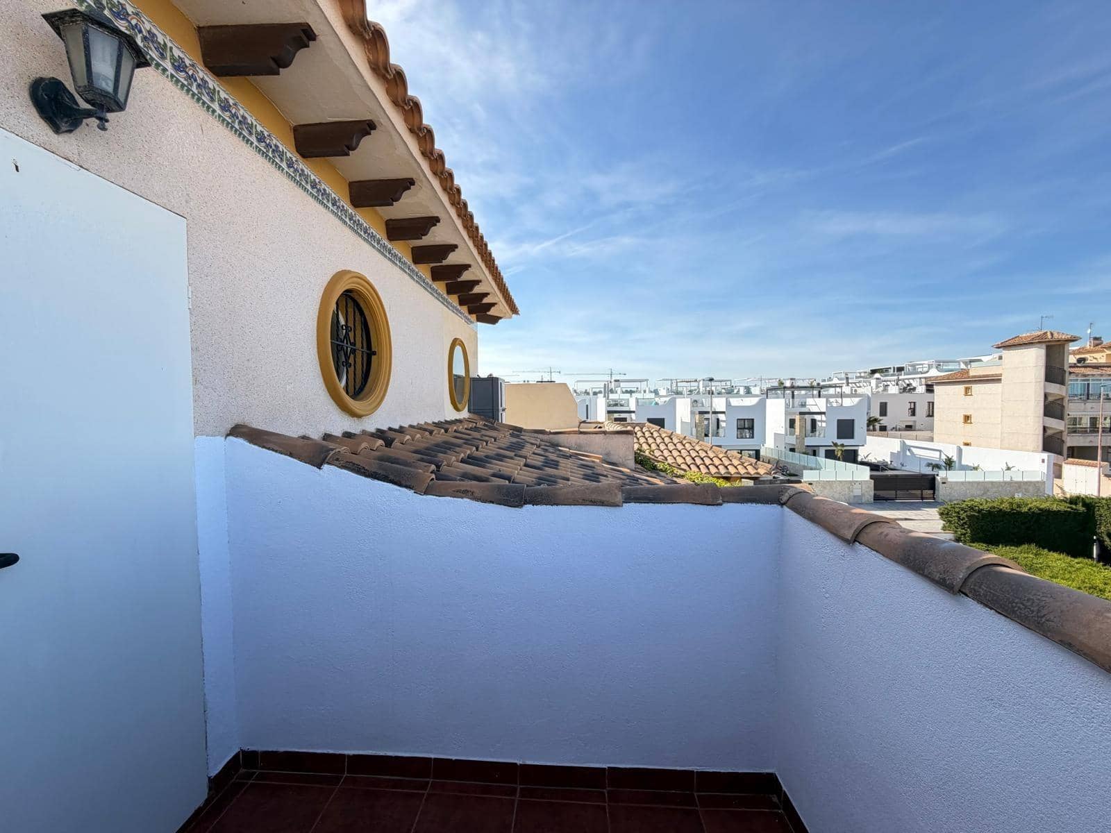 3 soveværelse Rækkehus til salg i Orihuela Costa med swimmingpool - € 259.900 (Ref: 9782989)
