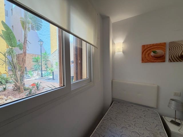 3 chambre Appartement à vendre à Punta Prima, Torrevieja avec piscine garage - 289 000 € (Ref: 9782991)