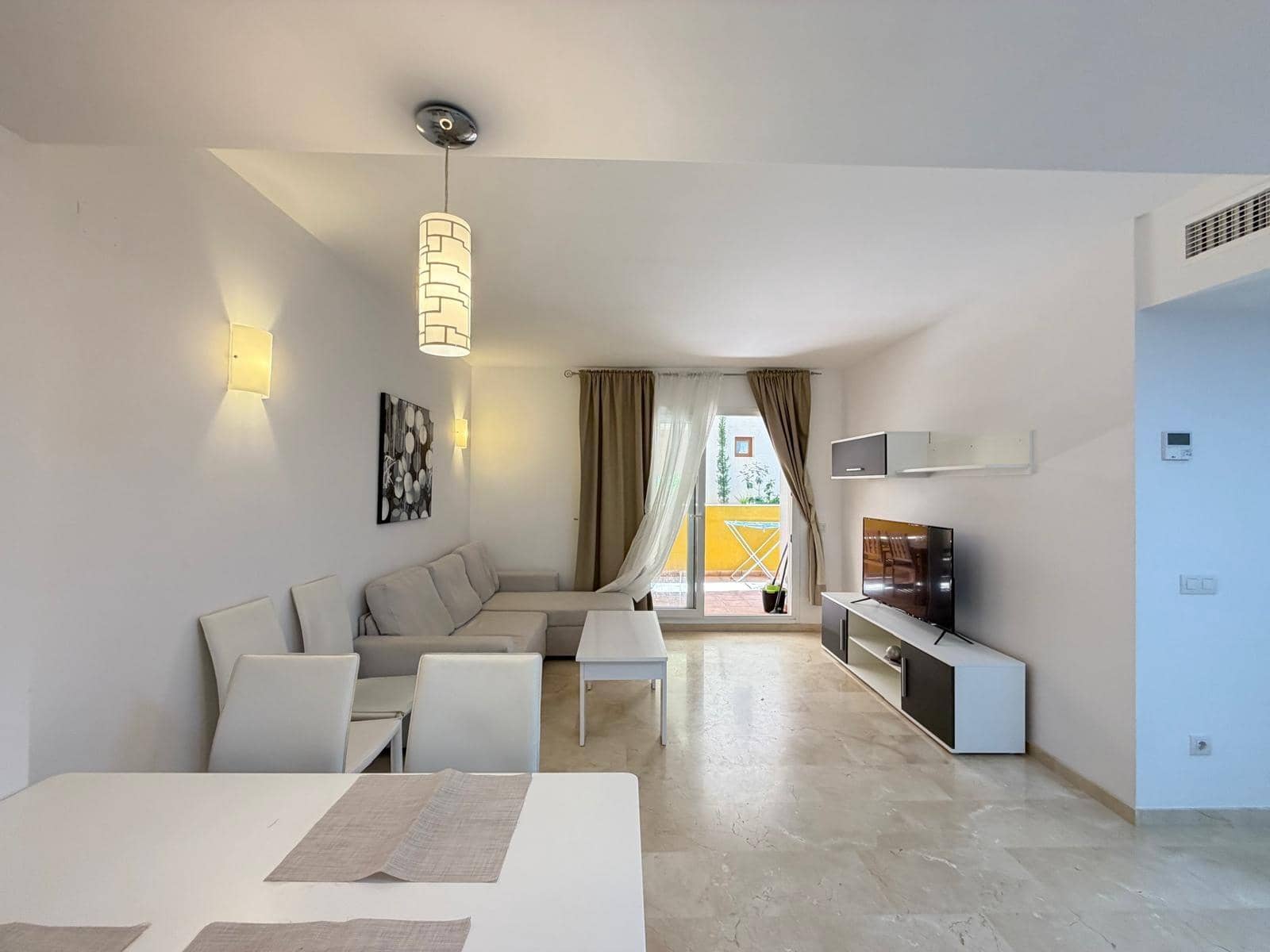 3 chambre Appartement à vendre à Punta Prima avec piscine garage - 289 000 € (Ref: 9782991)