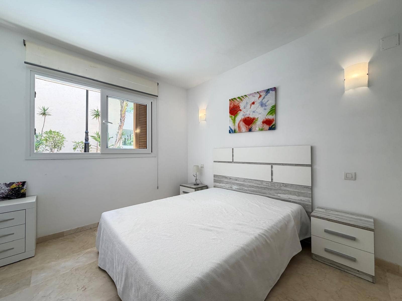 3 chambre Appartement à vendre à Punta Prima avec piscine garage - 289 000 € (Ref: 9782991)