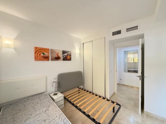 3 chambre Appartement à vendre à Punta Prima, Torrevieja avec piscine garage - 289 000 € (Ref: 9782991)