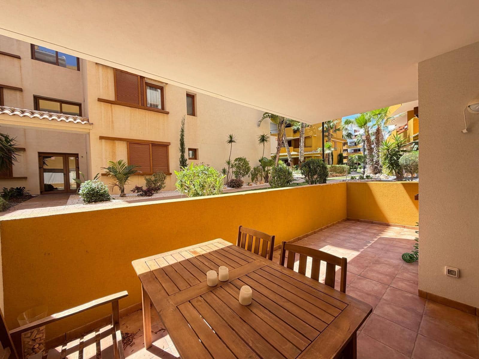 3 chambre Appartement à vendre à Punta Prima avec piscine garage - 289 000 € (Ref: 9782991)