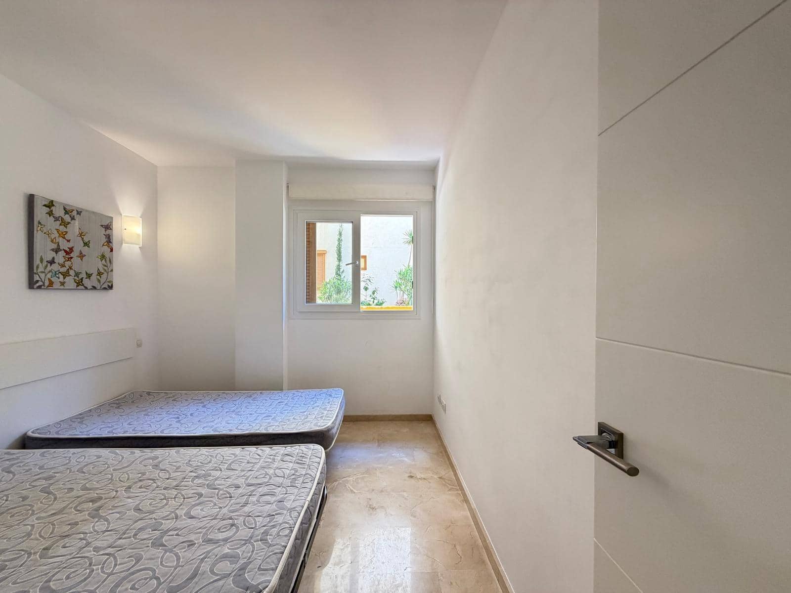 3 chambre Appartement à vendre à Punta Prima avec piscine garage - 289 000 € (Ref: 9782991)