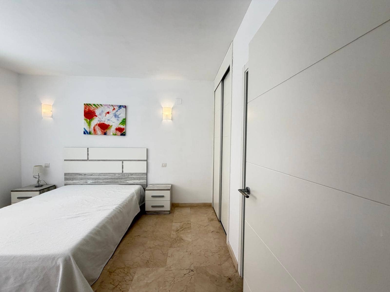 3 chambre Appartement à vendre à Punta Prima avec piscine garage - 289 000 € (Ref: 9782991)