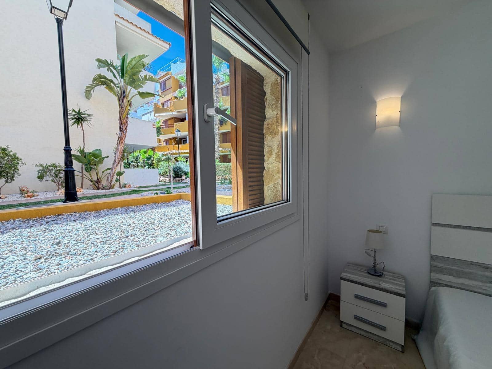 3 chambre Appartement à vendre à Punta Prima avec piscine garage - 289 000 € (Ref: 9782991)