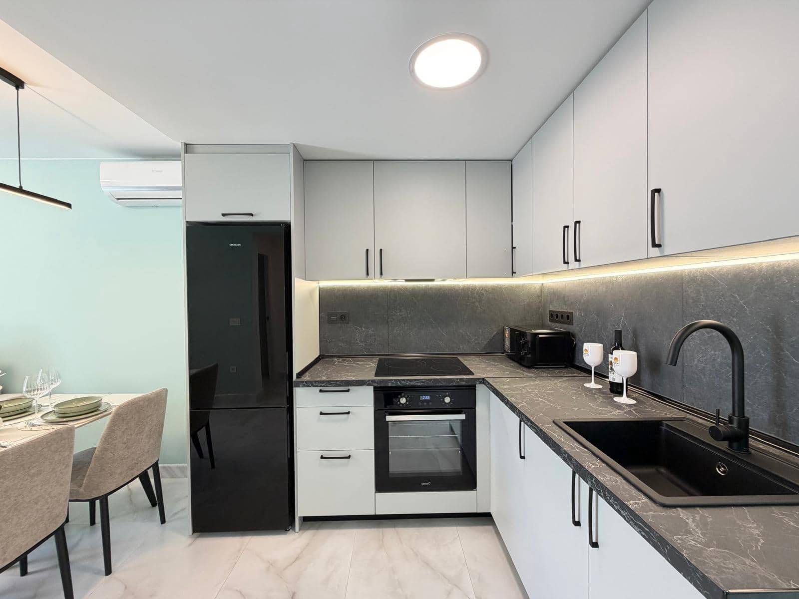 2 soverom Rekkehus til salgs i Torrevieja - € 159 900 (Ref: 9782992)