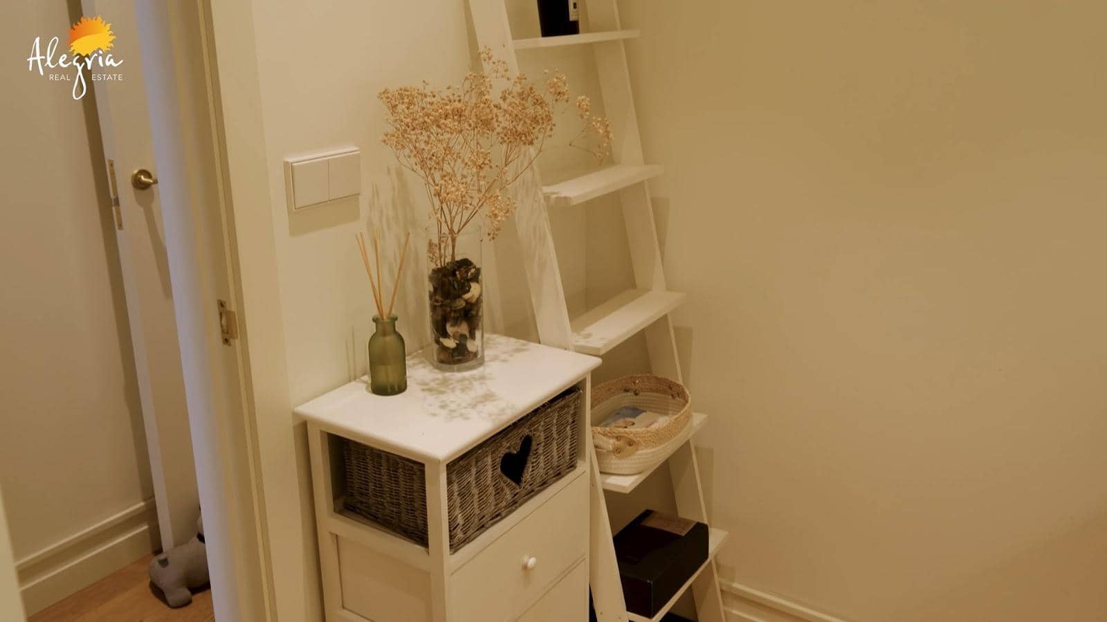 3 bedroom Apartment for sale in Valencia city - € 870,000 (Ref: 9782994)