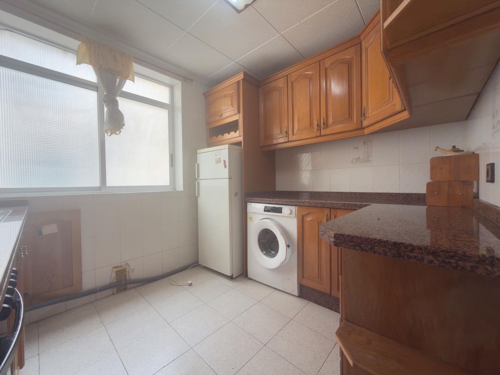 3 sovrum Lägenhet till salu i Alicante stad - 100 000 € (Ref: 9788399)