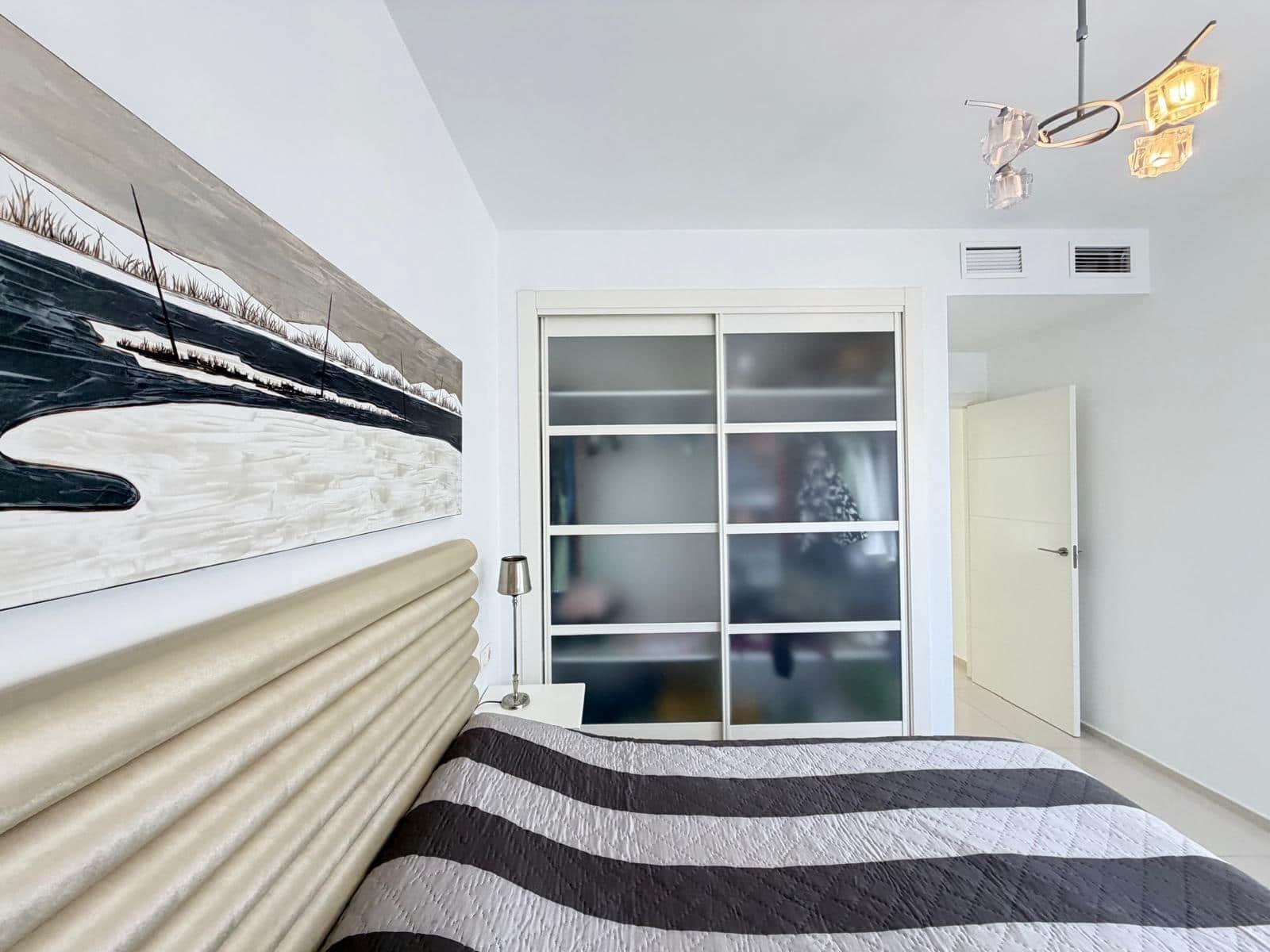 4 soveværelse Villa til salg i Dona Pepa med swimmingpool garage - € 399.900 (Ref: 9788400)