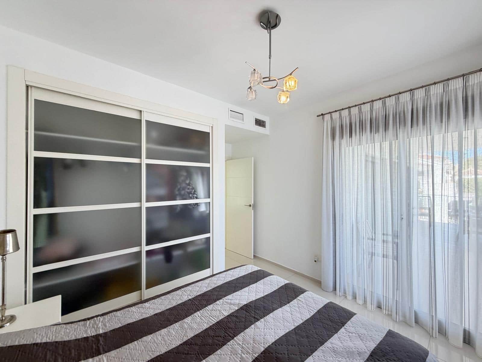 4 soveværelse Villa til salg i Dona Pepa med swimmingpool garage - € 399.900 (Ref: 9788400)