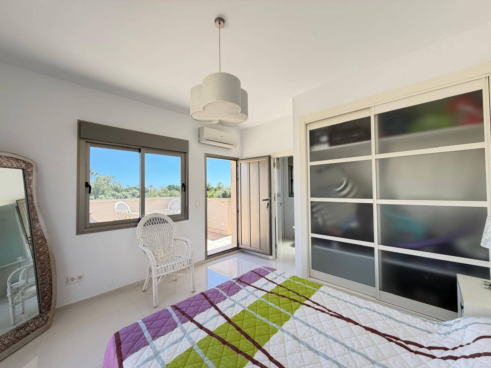 4 soveværelse Villa til salg i Dona Pepa med swimmingpool garage - € 399.900 (Ref: 9788400)