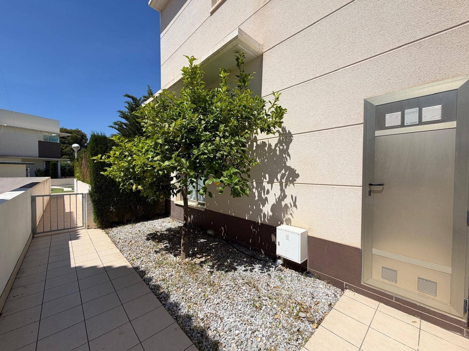 4 soveværelse Villa til salg i Dona Pepa med swimmingpool garage - € 399.900 (Ref: 9788400)