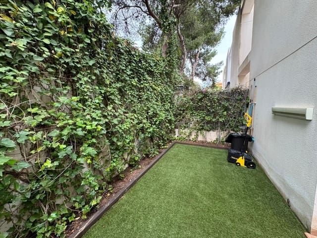 3 sypialnia Dom szeregowy na sprzedaż w Punta Prima, Torrevieja z basenem - 375 000 € (Ref: 9794637)