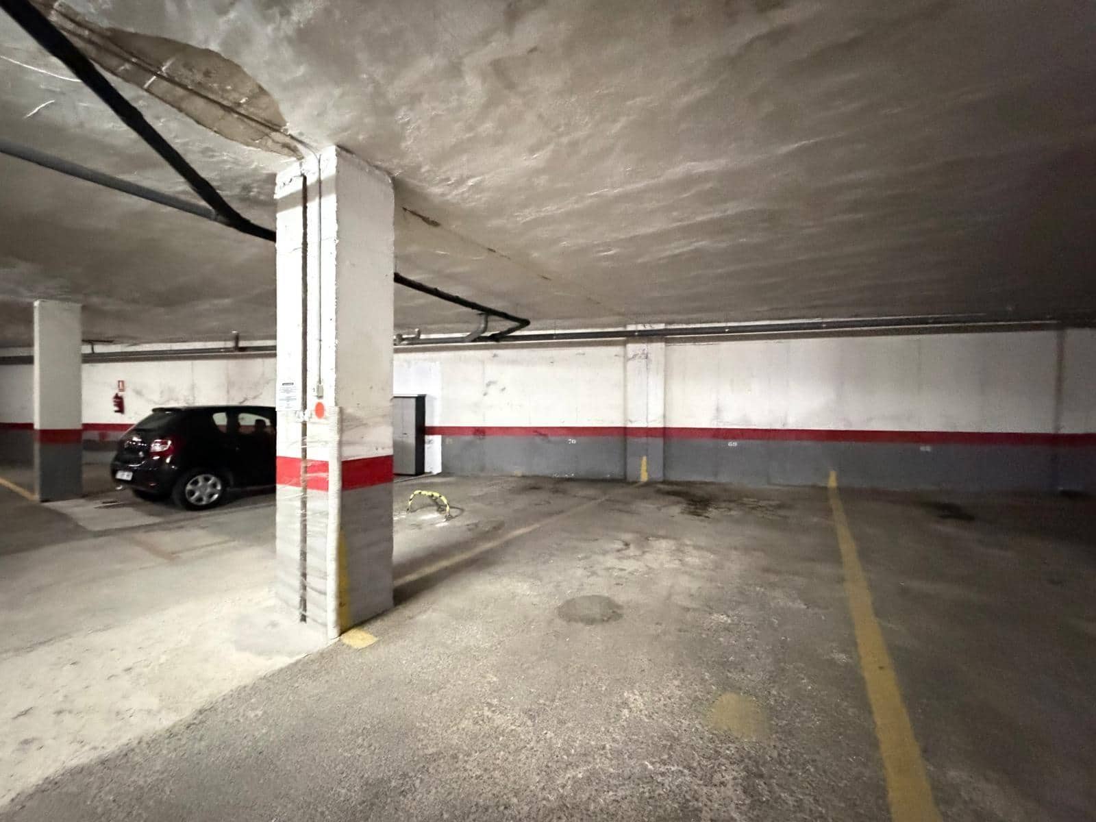 Autotalli myytävänä paikassa Torrevieja - 22 000 € (Ref: 9797103)