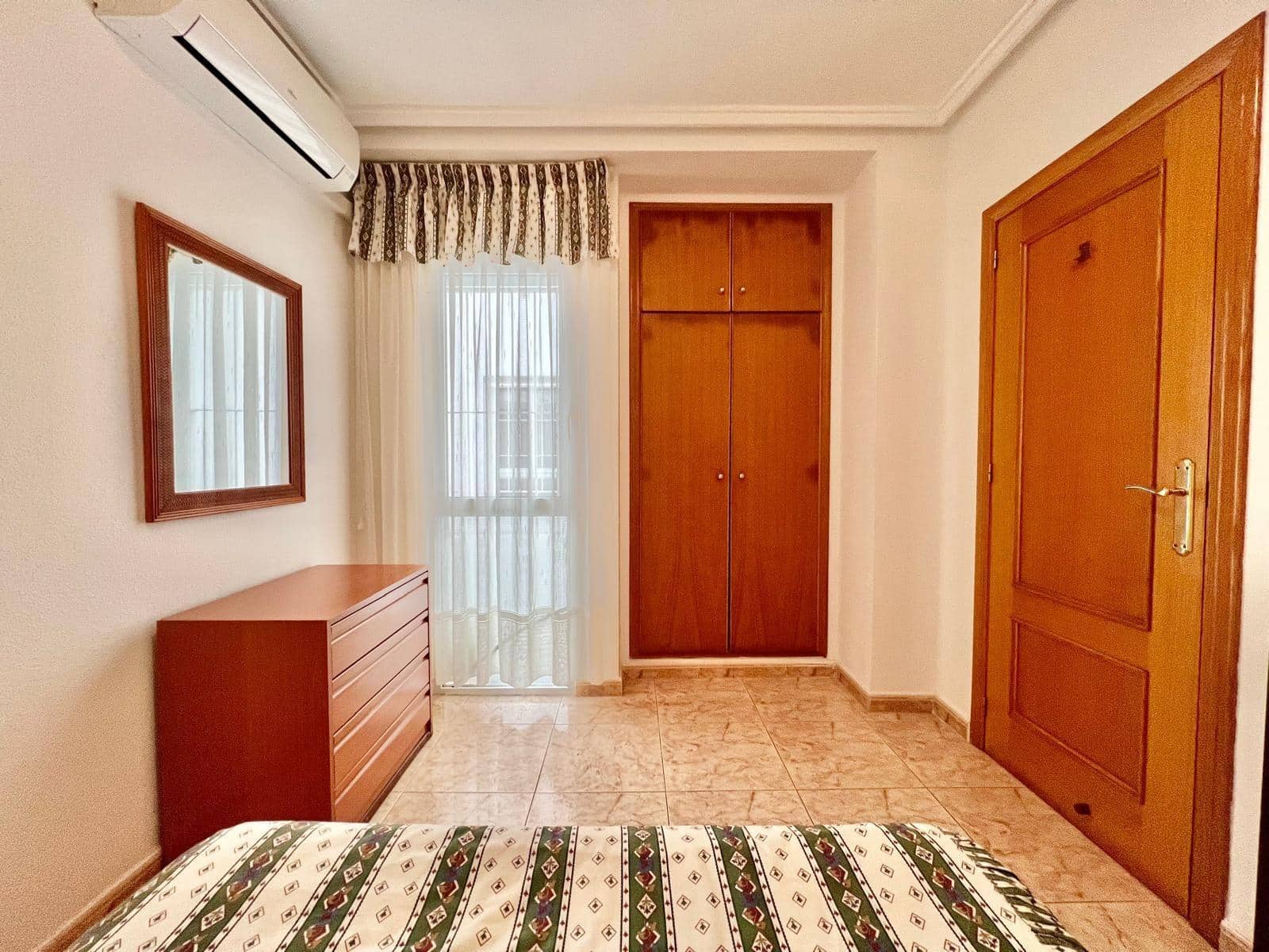 2 sypialnia Apartament na sprzedaż w Torrevieja - 169 900 € (Ref: 9799254)