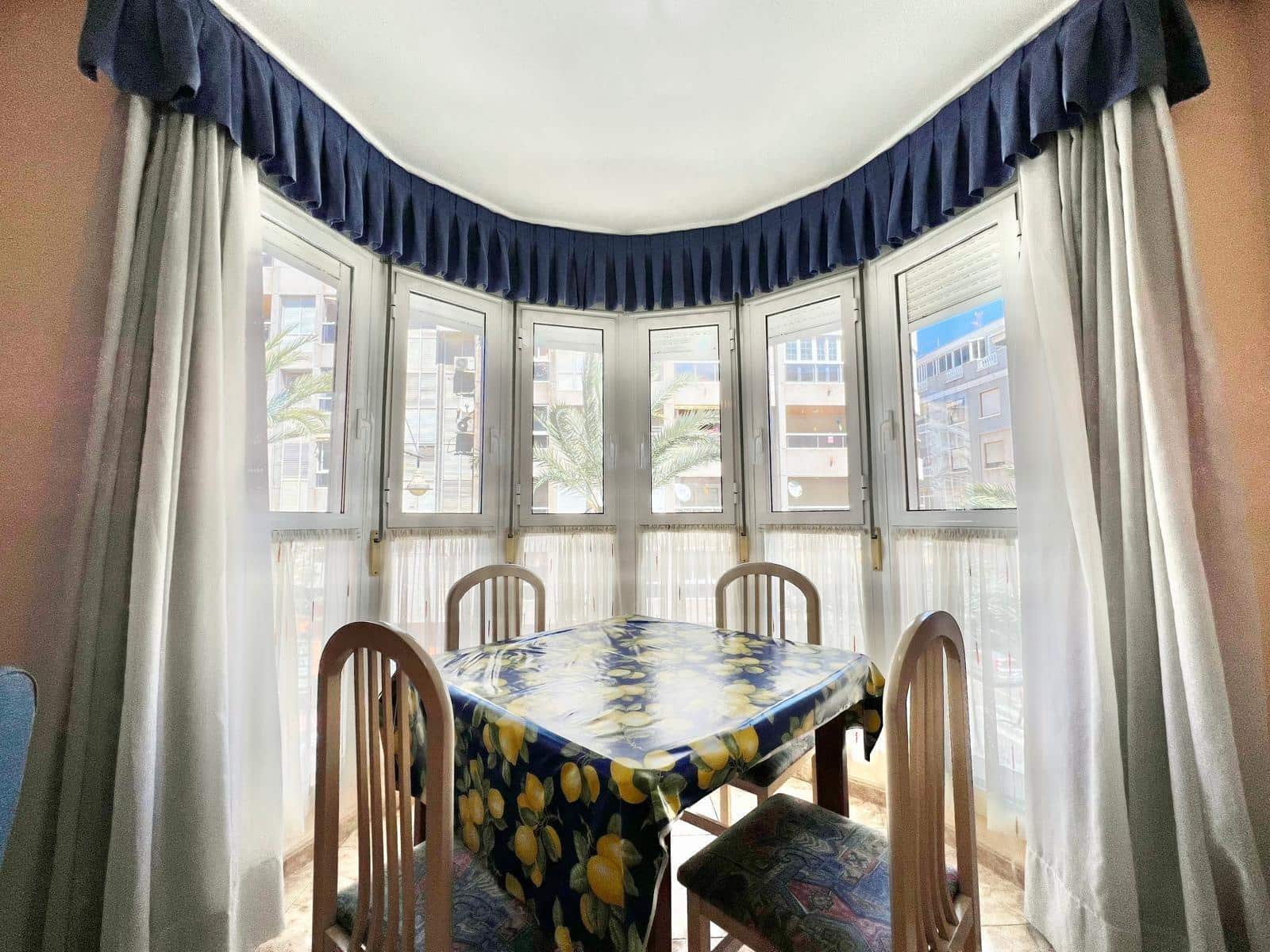 2 sovrum Lägenhet till salu i Torrevieja - 169 900 € (Ref: 9799254)