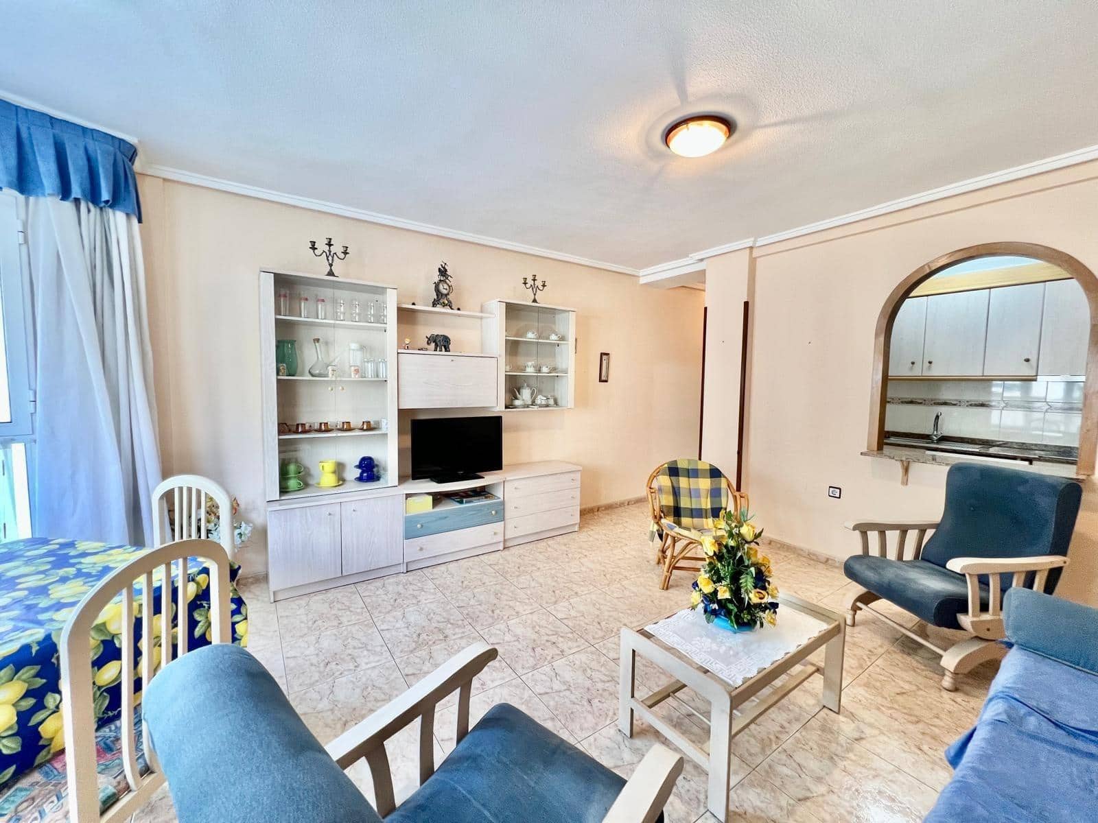 2 sovrum Lägenhet till salu i Torrevieja - 169 900 € (Ref: 9799254)