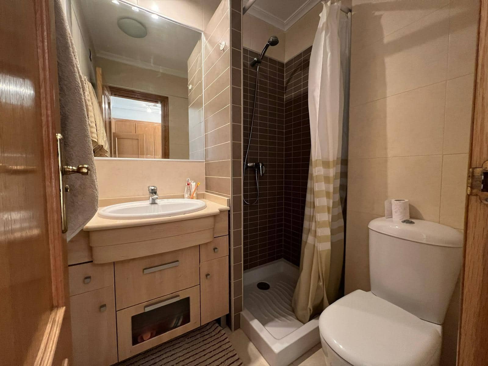 3 bedroom Apartment for sale in Torrevieja - € 300,000 (Ref: 9804297)