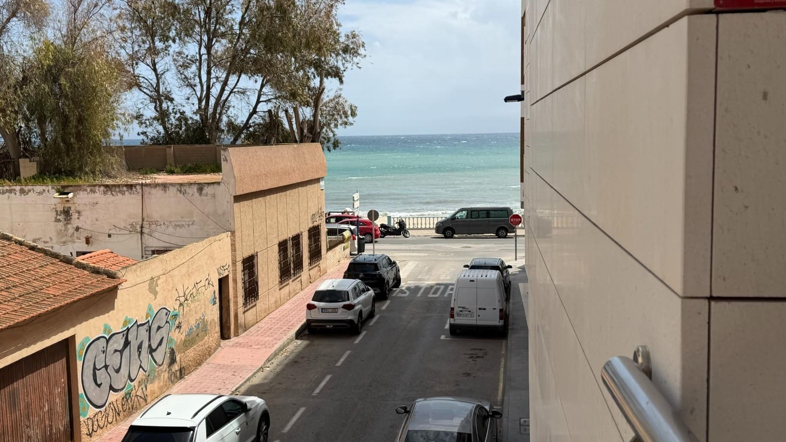 3 bedroom Apartment for sale in Torrevieja - € 300,000 (Ref: 9804297)