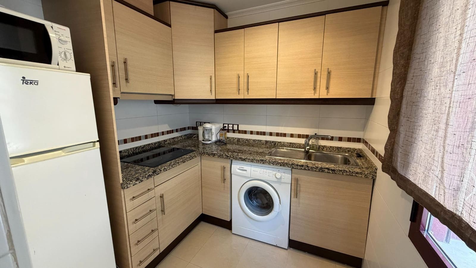 3 bedroom Apartment for sale in Torrevieja - € 300,000 (Ref: 9804297)