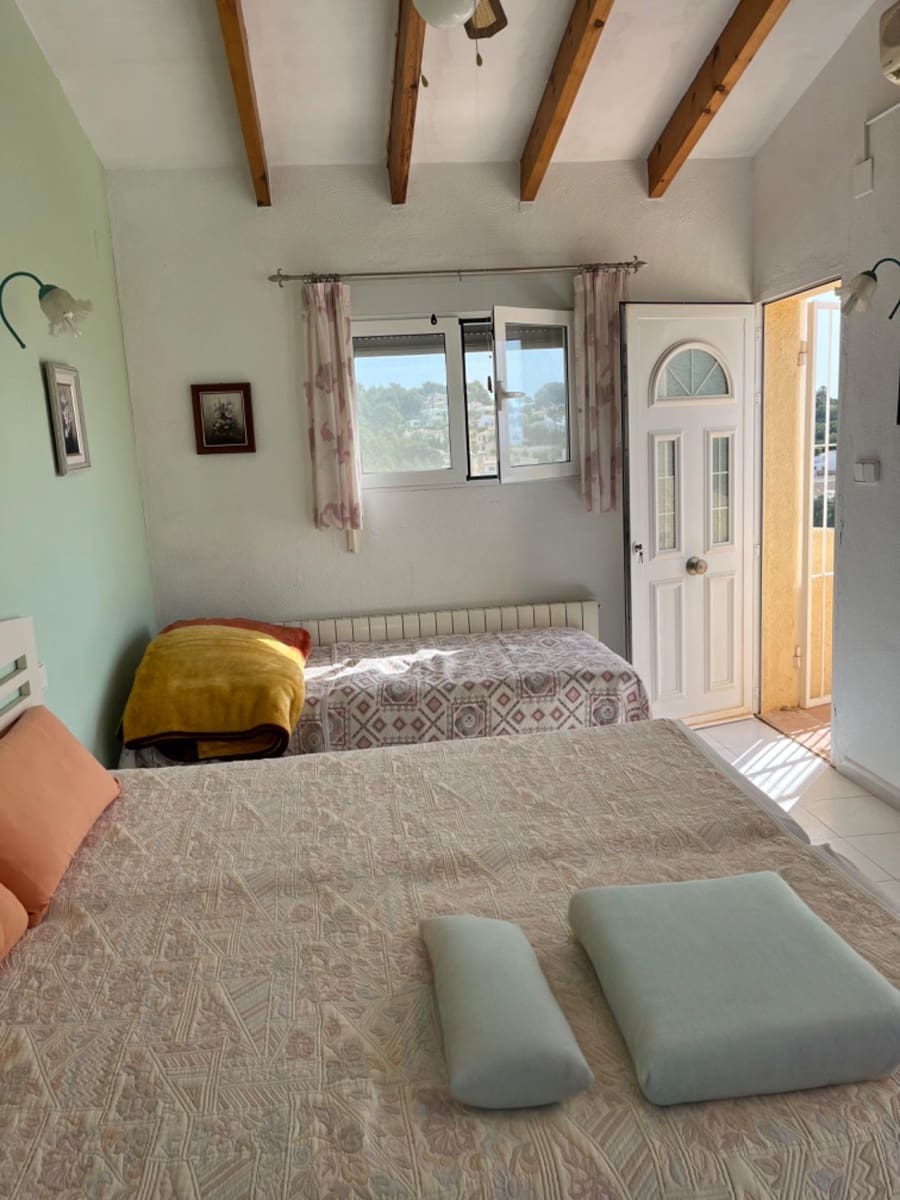 3 sypialnia Willa na sprzedaż w Benissa z basenem garażem - 785 000 € (Ref: 9804298)