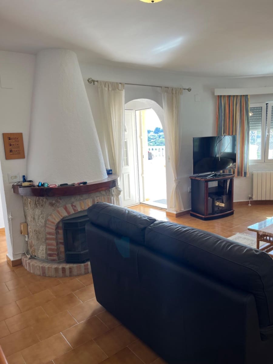 3 sypialnia Willa na sprzedaż w Benissa z basenem garażem - 785 000 € (Ref: 9804298)