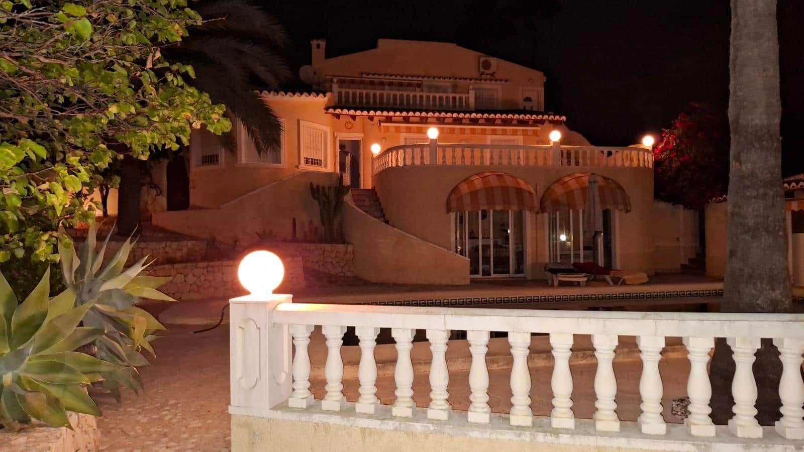 3 sypialnia Willa na sprzedaż w Benissa z basenem garażem - 785 000 € (Ref: 9804298)