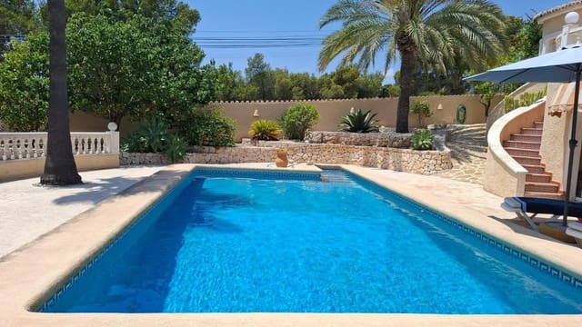 3 sypialnia Willa na sprzedaż w Benissa z basenem garażem - 785 000 € (Ref: 9804298)