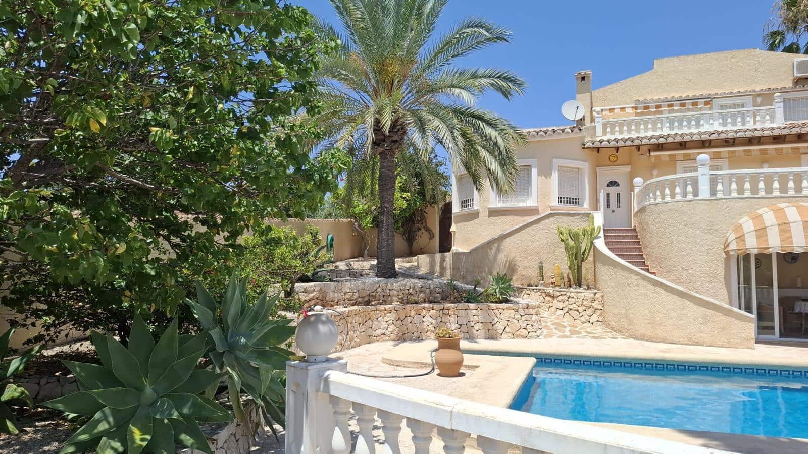 3 sypialnia Willa na sprzedaż w Benissa z basenem garażem - 785 000 € (Ref: 9804298)