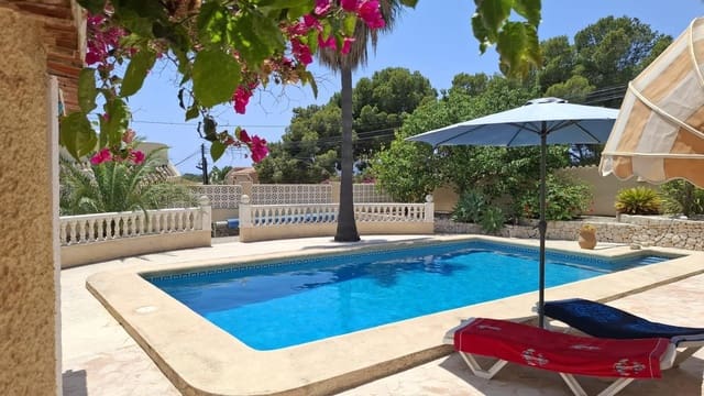 3 sypialnia Willa na sprzedaż w Benissa z basenem garażem - 785 000 € (Ref: 9804298)