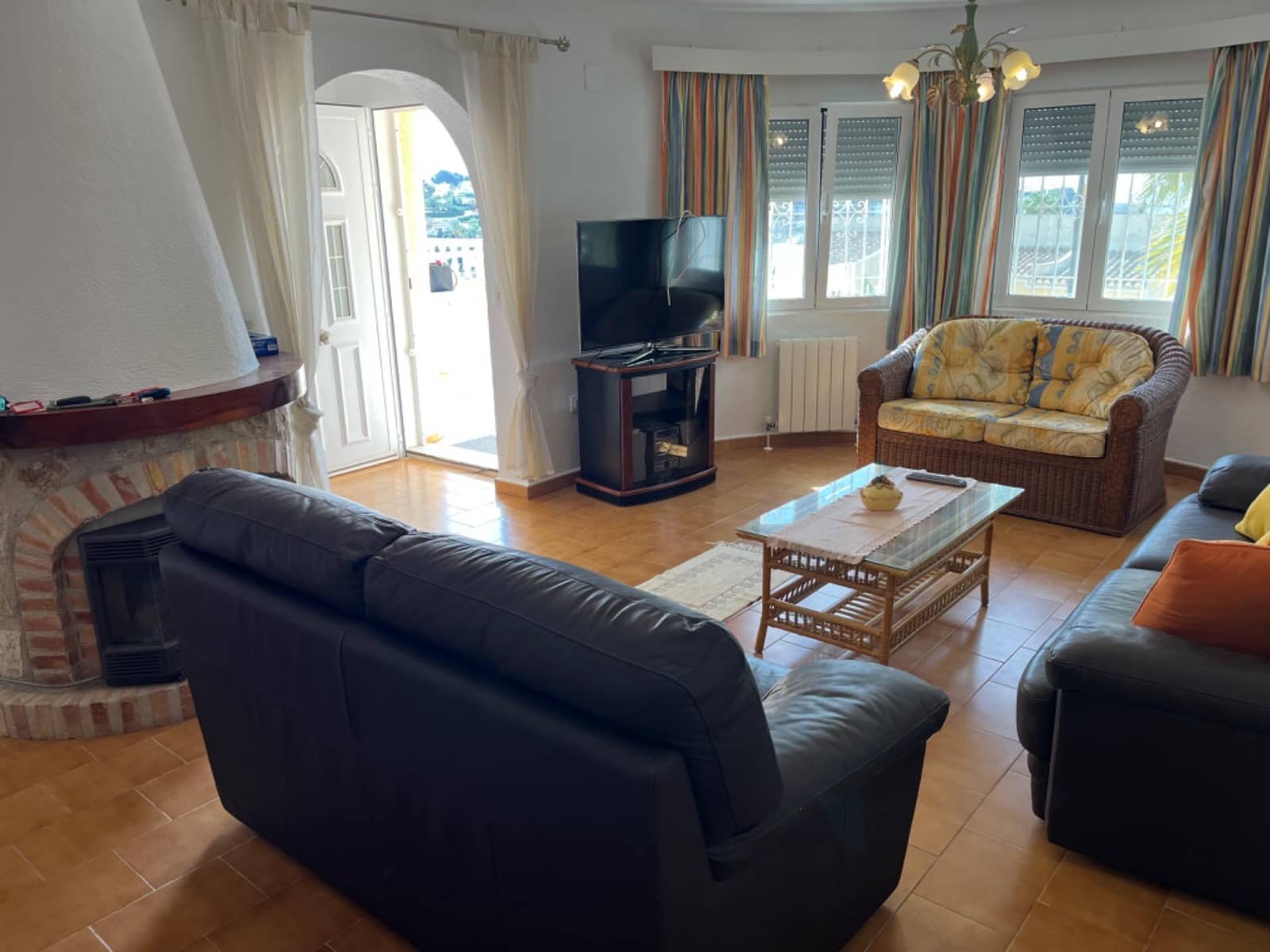 3 sypialnia Willa na sprzedaż w Benissa z basenem garażem - 785 000 € (Ref: 9804298)