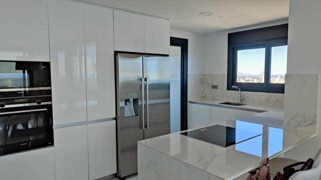 3 sypialnia Penthouse na sprzedaż w Playa Poniente, Benidorm z basenem garażem - 1 495 000 € (Ref: 9806475)