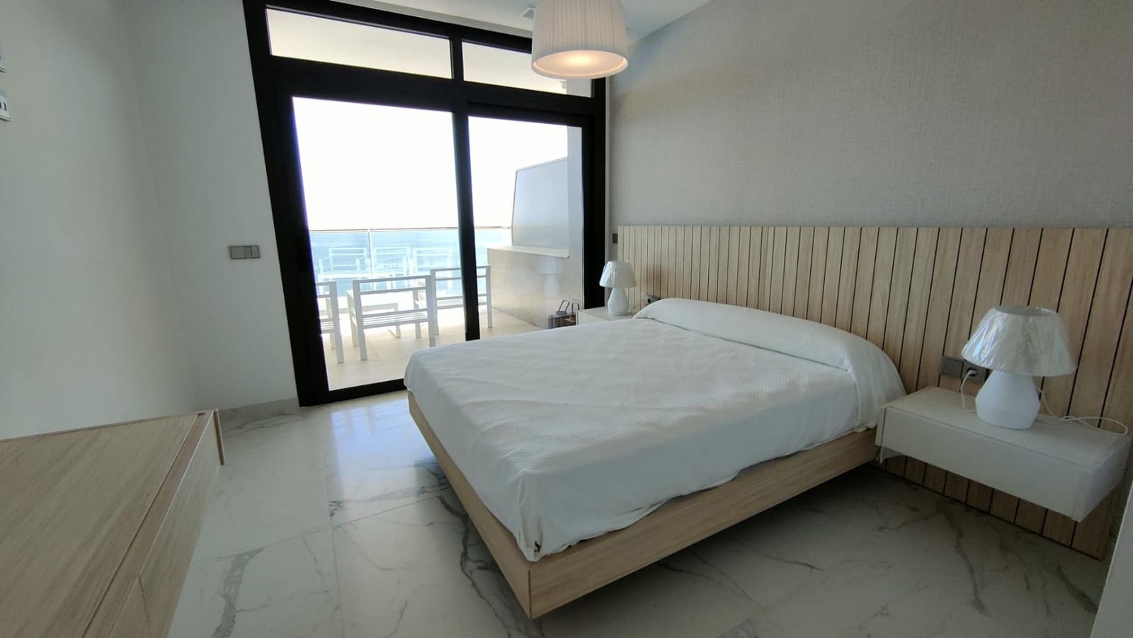 3 sypialnia Penthouse na sprzedaż w Benidorm z basenem garażem - 1 495 000 € (Ref: 9806475)