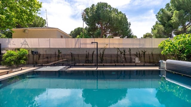 4 Zimmer Villa zu verkaufen in Pozuelo de Alarcón mit Pool Garage - 3.000.000 € (Ref: 9807959)