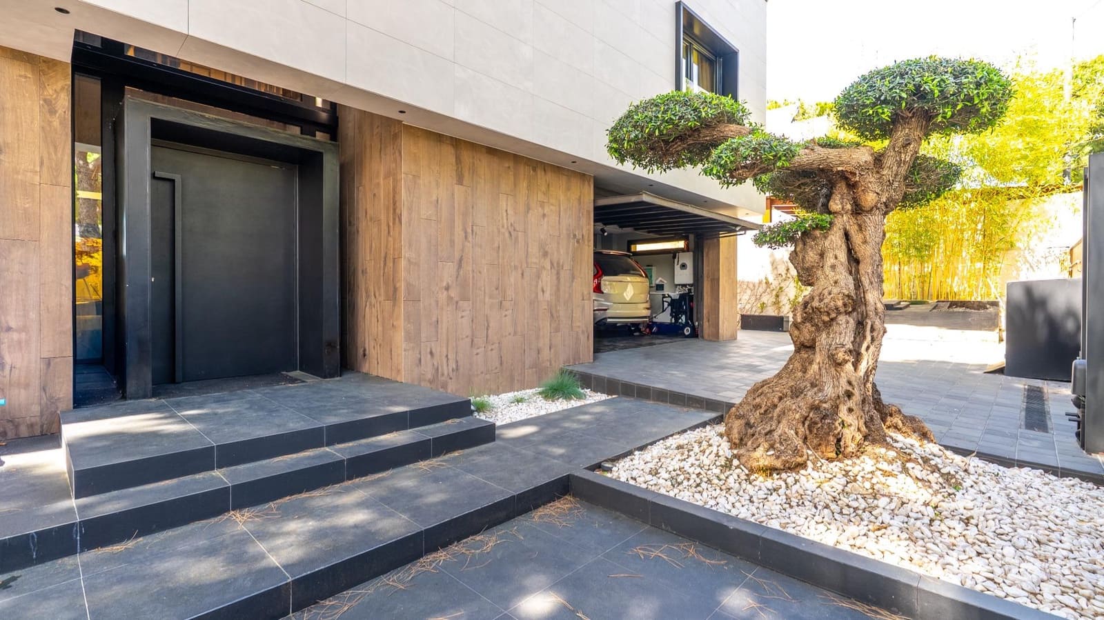 4 Zimmer Villa zu verkaufen in Pozuelo de Alarcon mit Pool Garage - 3.000.000 € (Ref: 9807959)