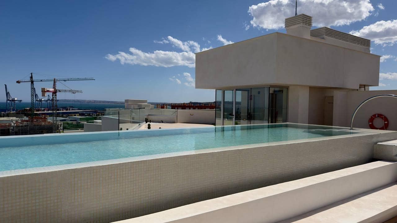 3 bedroom Apartment for sale in Alicante / Alacant city with garage - € 519,000 (Ref: 9814360)