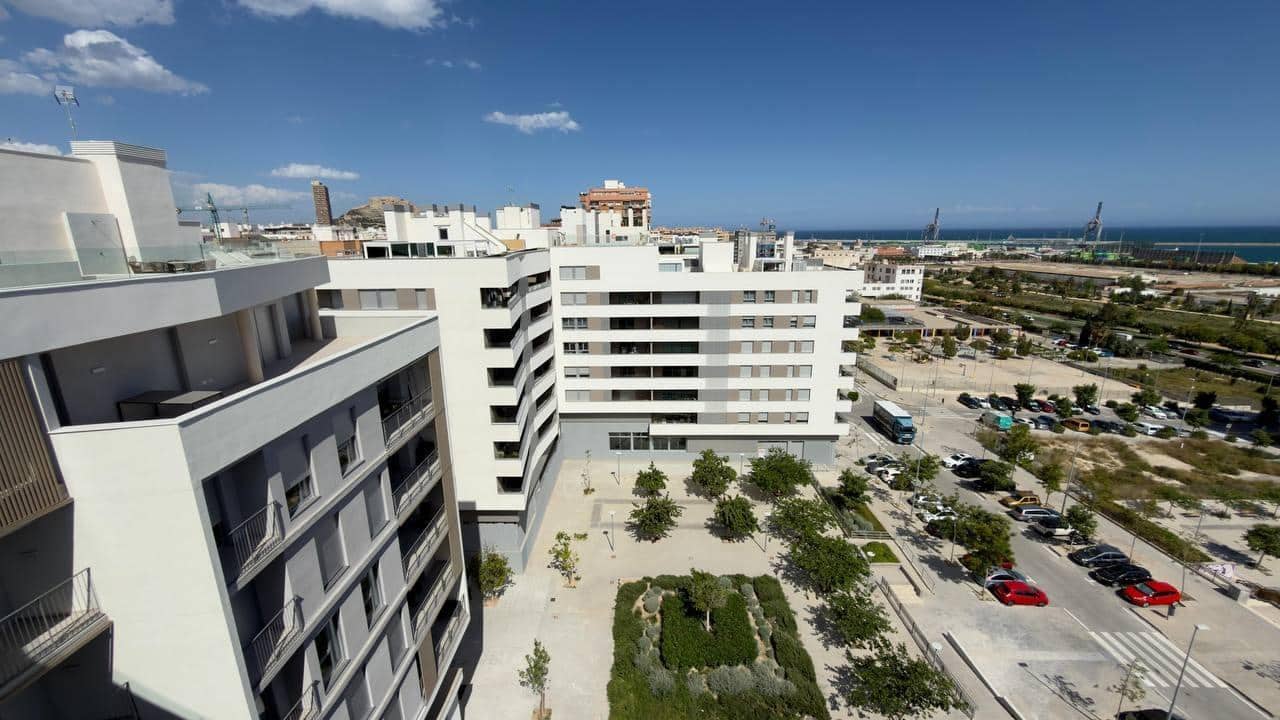 3 bedroom Apartment for sale in Alicante / Alacant city with garage - € 519,000 (Ref: 9814360)