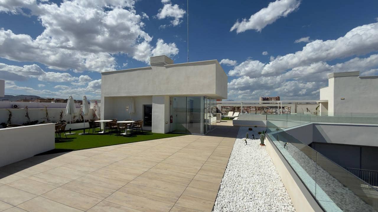 3 bedroom Apartment for sale in Alicante / Alacant city with garage - € 519,000 (Ref: 9814360)