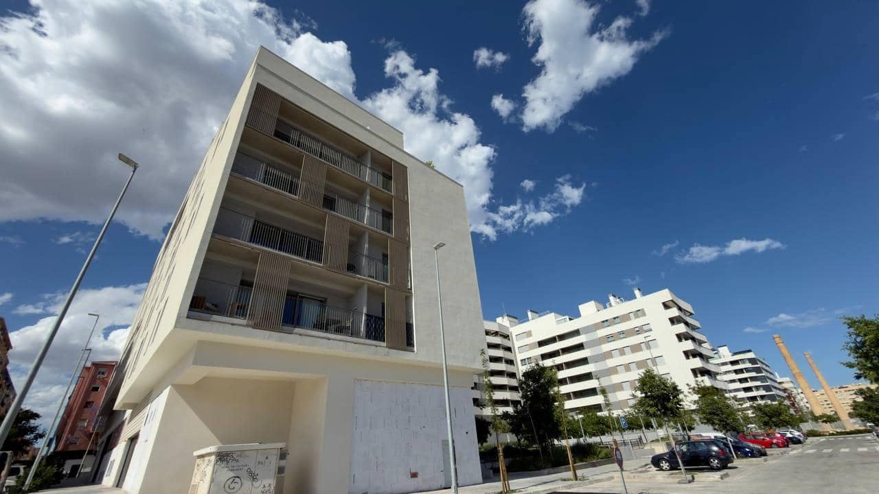 3 bedroom Apartment for sale in Alicante / Alacant city with garage - € 519,000 (Ref: 9814360)