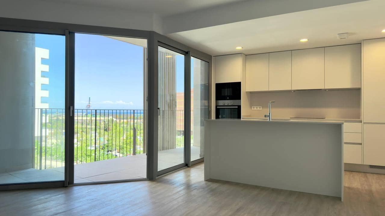 3 bedroom Apartment for sale in Alicante / Alacant city with garage - € 519,000 (Ref: 9814360)