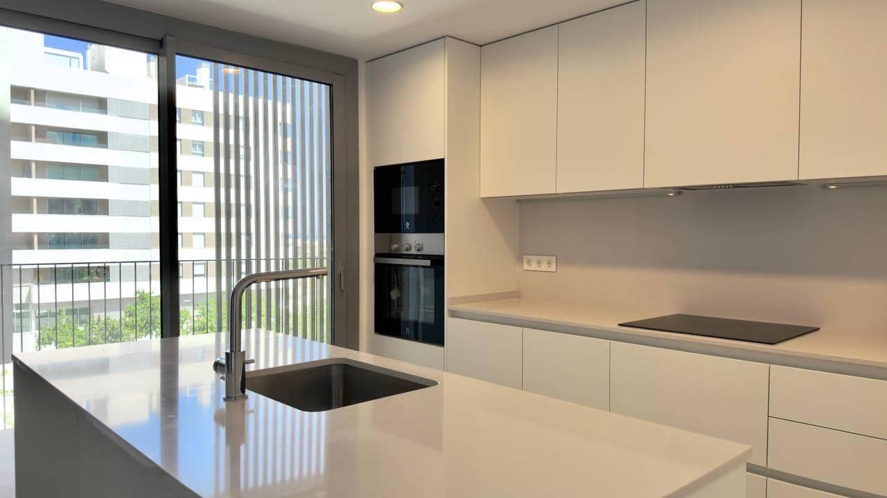 3 bedroom Apartment for sale in Alicante / Alacant city with garage - € 519,000 (Ref: 9814360)