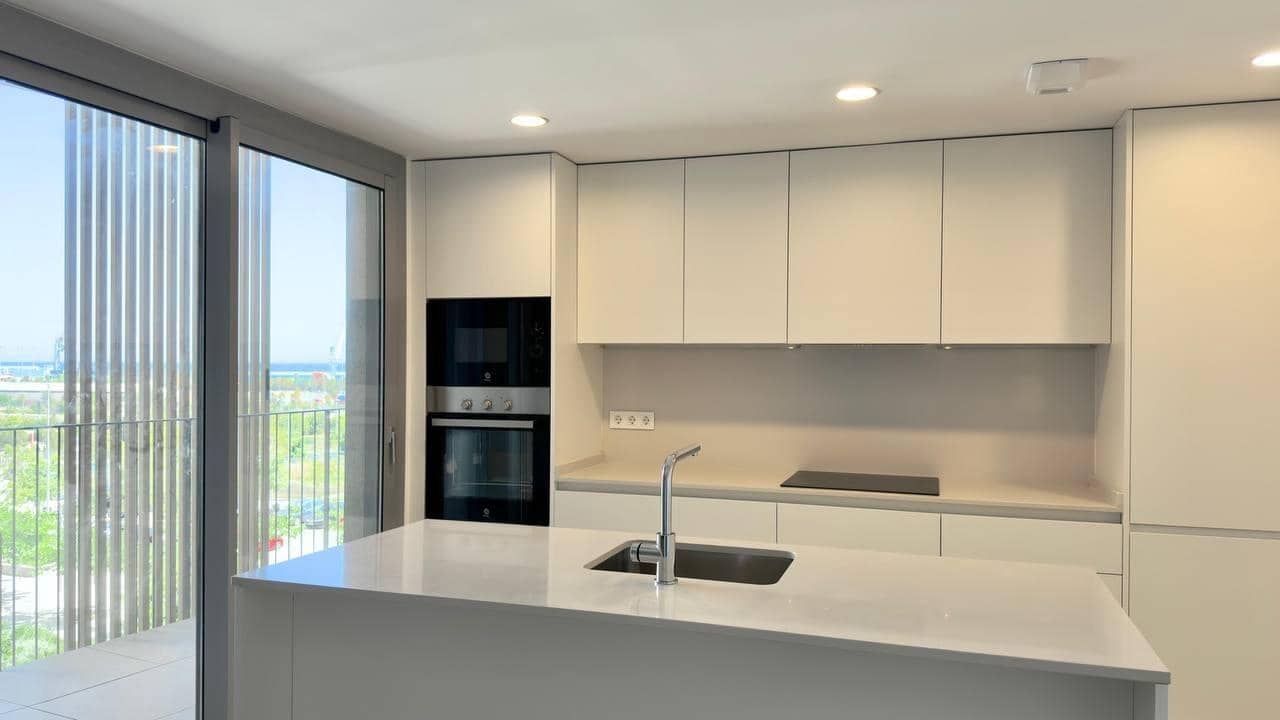 3 bedroom Apartment for sale in Alicante / Alacant city with garage - € 519,000 (Ref: 9814360)