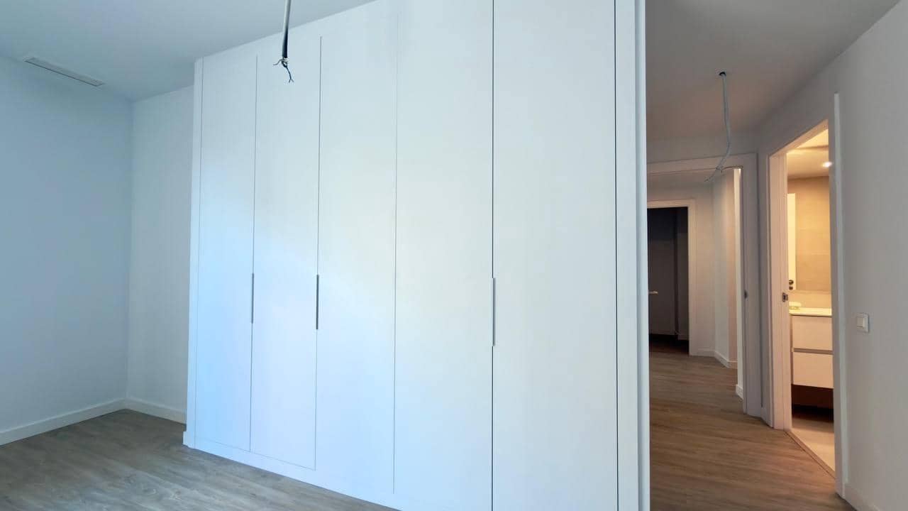 3 bedroom Apartment for sale in Alicante / Alacant city with garage - € 519,000 (Ref: 9814360)