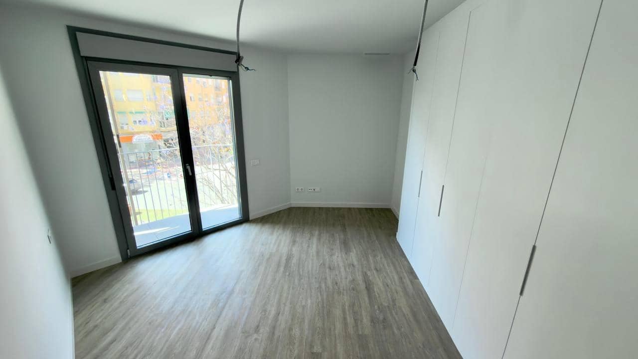 3 bedroom Apartment for sale in Alicante / Alacant city with garage - € 519,000 (Ref: 9814360)